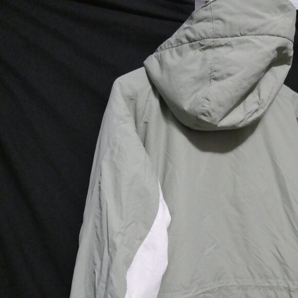 COLUMBIA SPORTSWEAR COMPANY | women's large | Green and White Hooded Jacket - Picture 10 of 16
